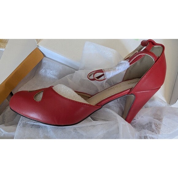 NEW CHASE + CHLOE X Modcloth Walk Off With My Heart Ankle Strap Heel‎ RED 5.5 - Picture 1 of 7